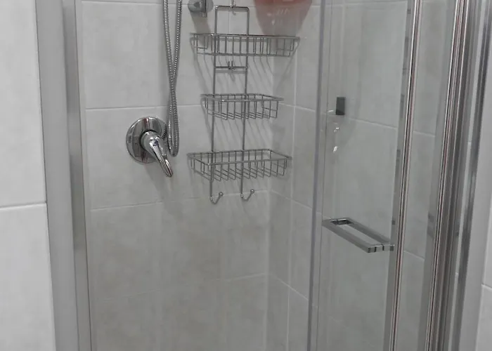 Gin E Gepa Monolocale Apartman Como