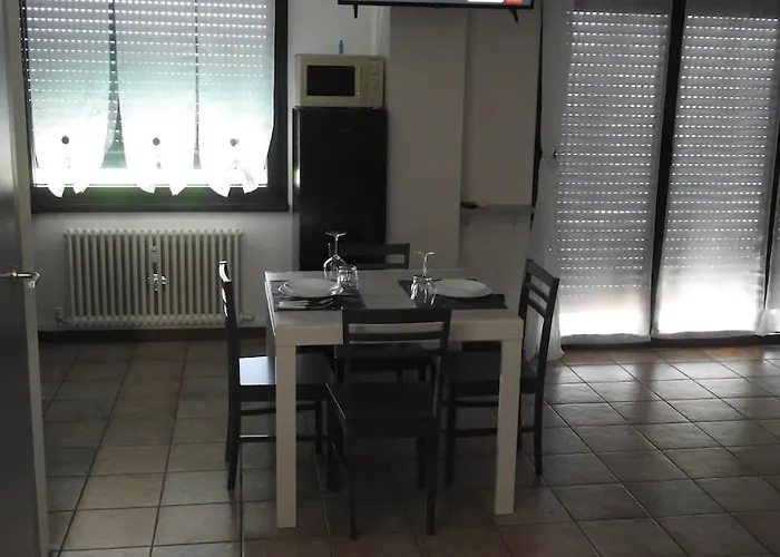 Apartman Gin E Gepa Monolocale Como