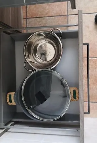 Gin E Gepa Monolocale Como