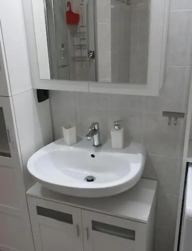 Gin E Gepa Monolocale Apartman Como