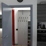 Gin E Gepa Monolocale Apartamento